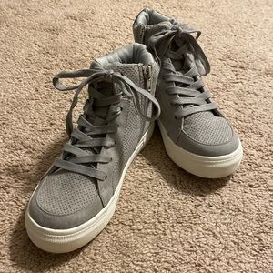 Grey/silver Justice girls’ high tops. Size 3/5. Been worn 1-2 times; no box